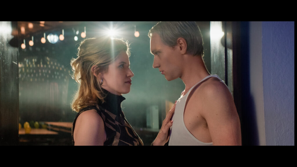 Bruno Alexander im Interview zu "Ach diese Lücke, diese entsetzliche Lücke" mit Andrea Zschocher