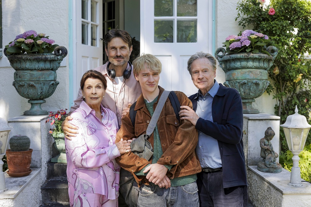 Simon Verhoeven Interview zu Ach diese Lücke, diese entsetzliche Lücke mit Andrea Zschocher