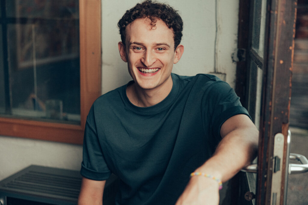 Julian Janssen im Interview zu "Das Geheimnis der gestohlenen Maske" mit Andrea Zschocher