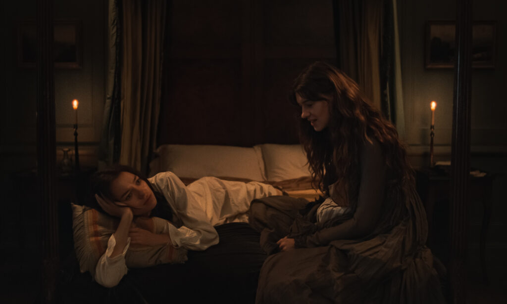 Daisy Edgar-Jones und Esmé Creed-Miles im Interview mit Andrea Zschocher zu "Sinn und Sinnlichkeit"